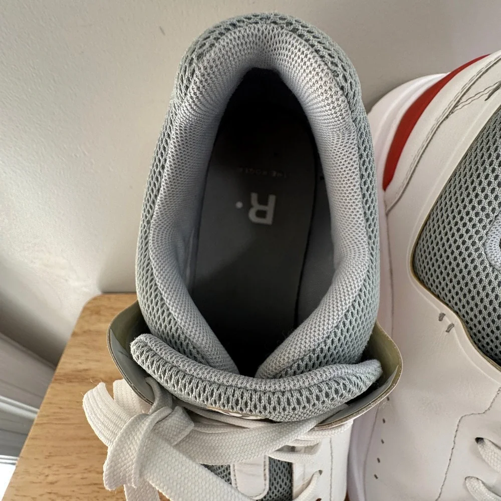 On Running The Roger Advantage Mens 10.5 White Grey Red Vegan Leather Sneakers
